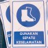 Gunakan Sepatu Keselamatan Stiker Sign & Safety K3